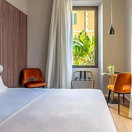 Binario Hotel Muralto