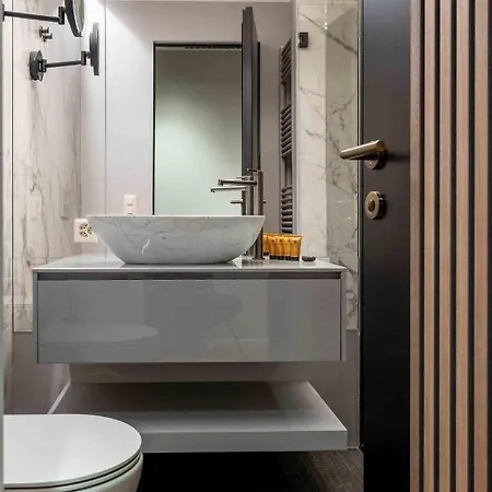 Smart Binario - Self Check-in Muralto