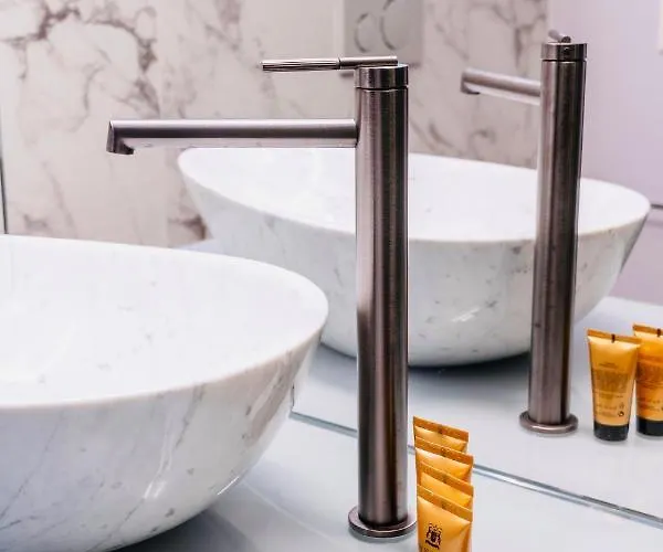 Hotel Smart Binario - Self Check-in Muralto